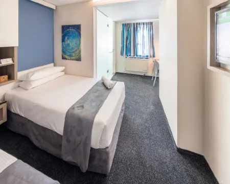 Road Lodge Isando Hotels in Germiston