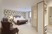 The Inn West End Hotels in Bagshot