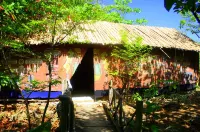 Great Huts Hotel a 