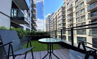 erApartments Mennica Residence