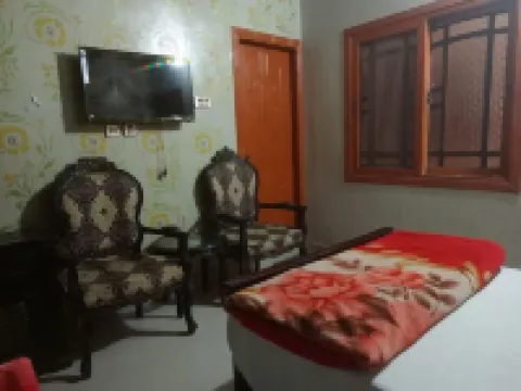 푸드 킬라 호텔 & 게스트 하우스  호텔