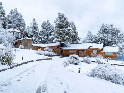 Arrayan Lake View Mountain Lodge & Casa de Te Arrayan