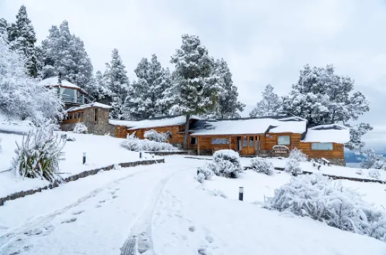 Arrayan Lake View Mountain Lodge & Casa de Te Arrayan