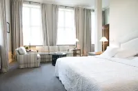 Schloss Lüdersburg Hotels in Brietlingen