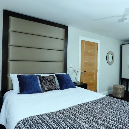 Glass Island Boutique Luxury B&B