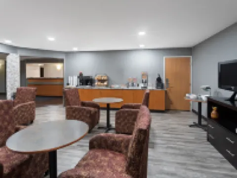 Americas Best Value Inn and Suites Racine Hotels in Racine