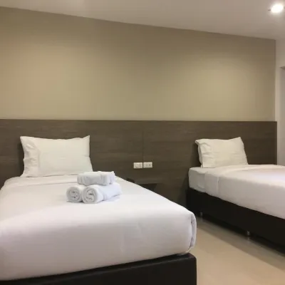 14 Resort Hotels near Bang Khae