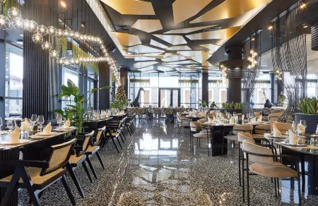 Hotel Mirror Skopje Отели в г. Петровец