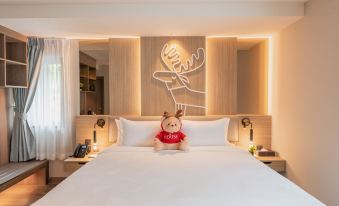 Moose Hotel Nimman