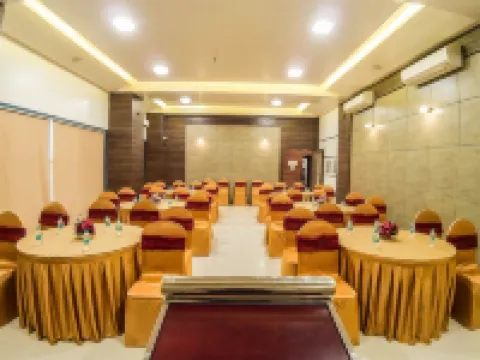 Rudra Shelter International Hotel