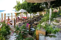 Golden Coast Beach Hotel Hotels in Pernera