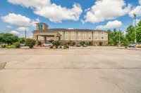 Restwell Inn & Suites I-45 North Hotels near National Museum of Funeral History