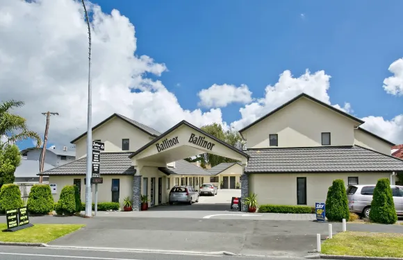 巴里諾汽車旅店