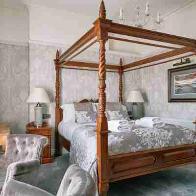 The Queens Hotel Rooms