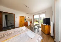 Szabolcs Apartments Hotel a 