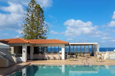 Castello Village Resort فنادق في Sisi