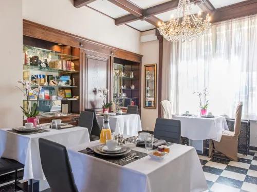 Villa Louvre Lens Hotels in Lens