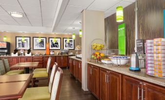 Hampton Inn Philadelphia/Mt. Laurel