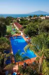 Sorrento Comfort Rooms Con Piscina