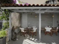 Σκιάνθιον Ξενοδοχεία στην πόλη Σκιάθος