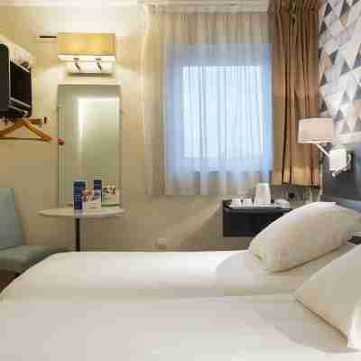 Comfort Hotel Paris Porte d'Ivry Rooms