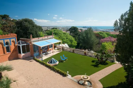 B&B le Logis du Mas Отели в г. Сет