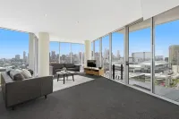 Docklands Private Collection - Newquay - balcón
