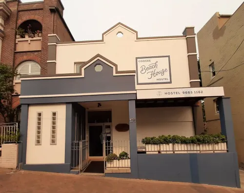 Coogee Beach House Hotels in Coogee