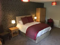 The Villa Express Hotels in Greenhalgh-with-Thistleton