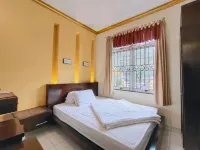 Villa Kota Bunga Camelia Hotels in Sukaresmi