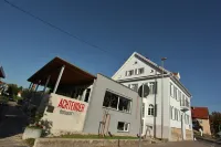 Achtender Hotels in GroBbettlingen