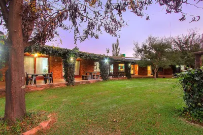 Airport Bird & Game Lodge