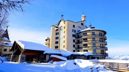 Principi di Piemonte Sestriere Отели рядом с достопримечательностью «Виа Латтеа»