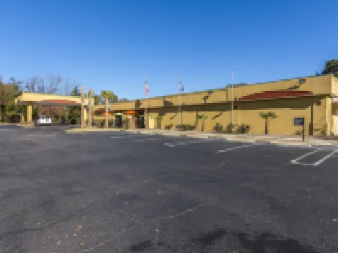 Clarion Inn Columbia Airport Hotels in West Columbia