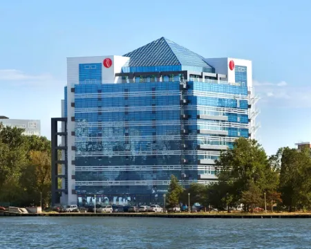 Ramada by Wyndham Constanta Hotels in Constanța