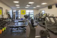 Holiday Inn LONDON - SHEPPERTON by IHG - Spor Salonu