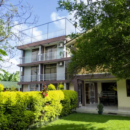 Runako Lodge