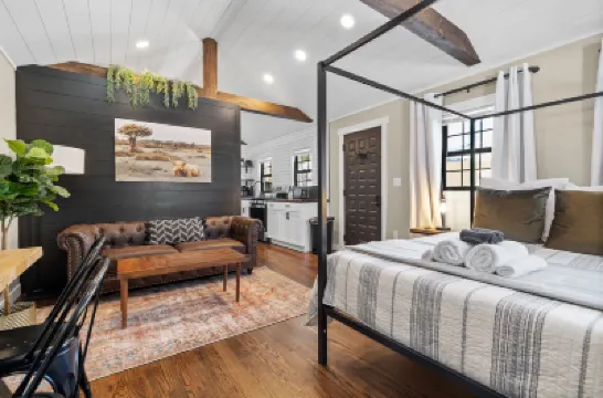 Spearfish Cottages Hotels in 