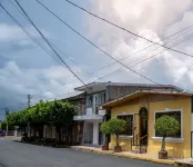 Rivas Inn Các khách sạn ở Tola