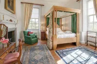 Merchant's House - Large Two Floor Appartment Sleeps up to 11 People, Low Occupancy Available Ξενοδοχεία στην πόλη 