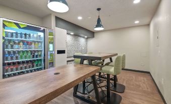 Extended Stay America Suites - Miami - Airport - Blue Lagoon