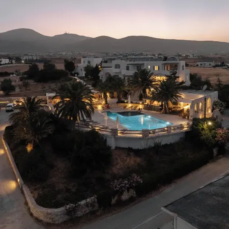 Pnoi Hotel