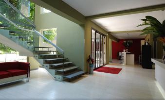 Magno Suites