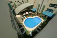 EASTYARD Dammam - Rooftop Pools