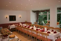 Hotel Muschinsky فنادق في Herzberg am Harz