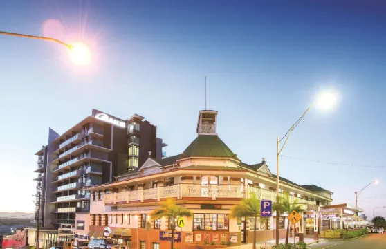 格拉德斯通格蘭盛橡酒店