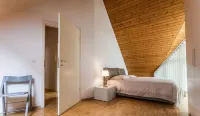 Les Galeries Marval Hotels near Skatepark Vertical Quai Robert-Comtesse