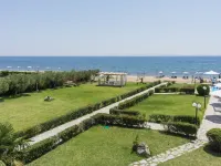 Alkinoos Beach Hotel Hotels in Polygyros