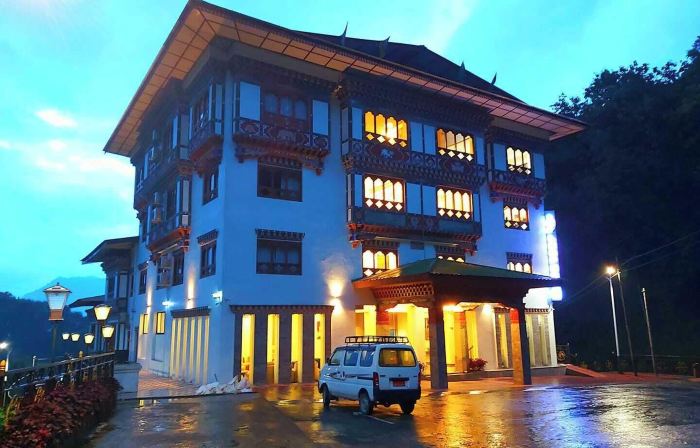 Legphel Hotel