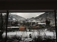 Artemis Apartments - con vistas a la montaña
